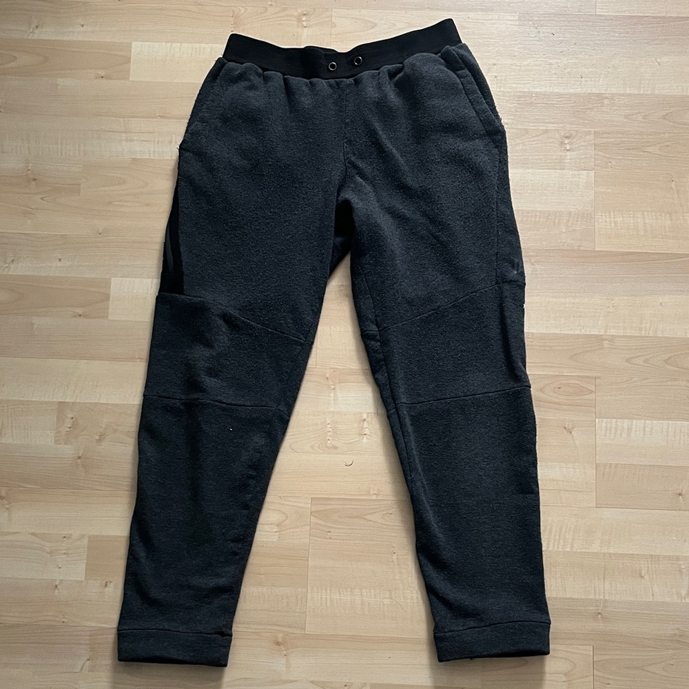 WWE Tapout Black Jogger Sweatpants